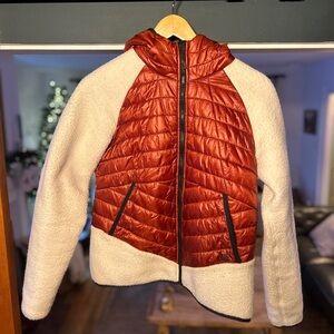 Mountain hardwear women’s jacket